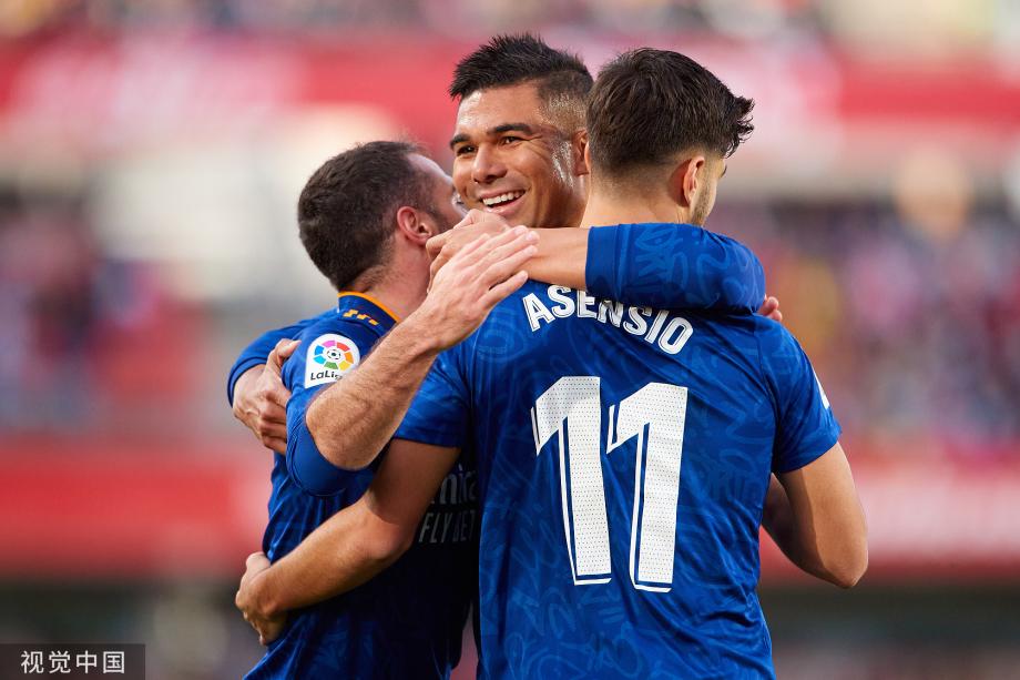 CBA-北控胜深圳 廖三宁带球突破