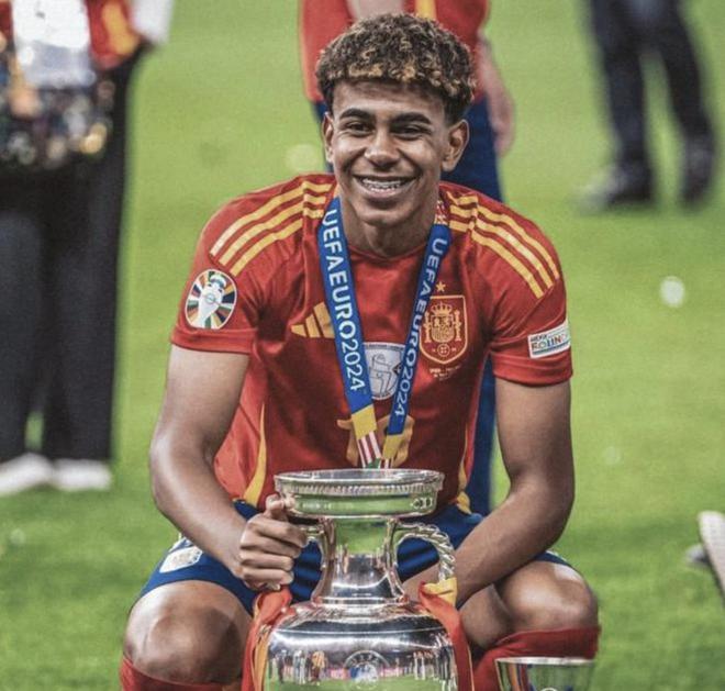 Zeus宣布和T1达成和解！Ale直播爆猛料：Jiejie已经离队很久了